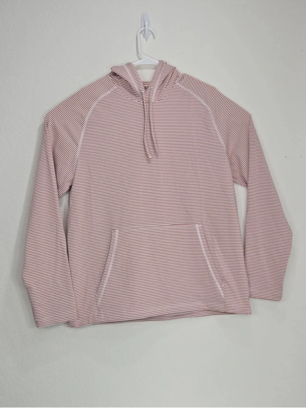 Rhone Seersucker Camp Hoodie Mens Large Pullover in Red White Stripe 100977
